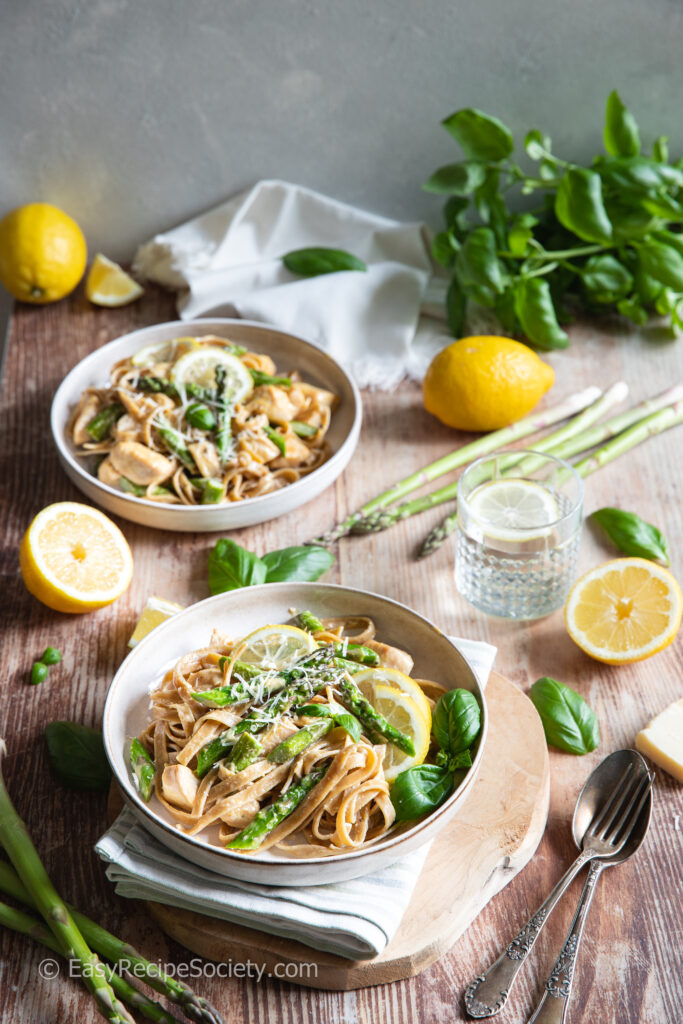 Lemon asparagus chicken pasta