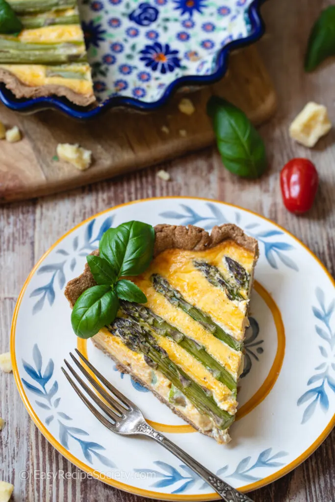 Easy Asparagus And Cheddar Tart